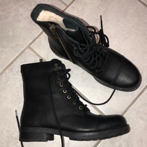 ugg combat